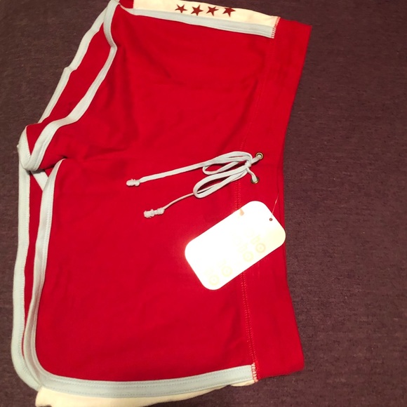 Work out shorts - Picture 3 of 3